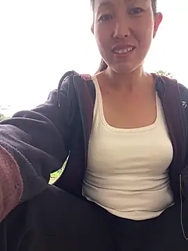 Huong-Ly online show from 16, 10, 2025