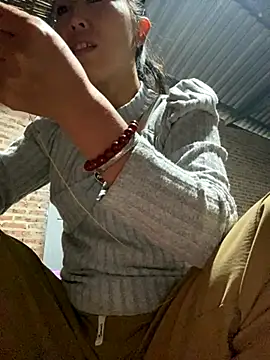 Huong-Ly online show from 18, 11, 2025