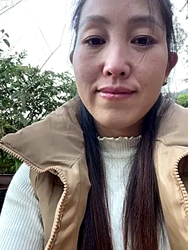 Huong-Ly online show from 25, 11, 2025