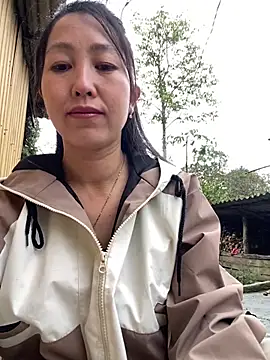 Huong-Ly online show from 25, 2, 2026