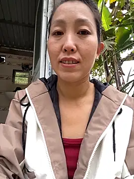 Huong-Ly online show from 24, 10, 2025