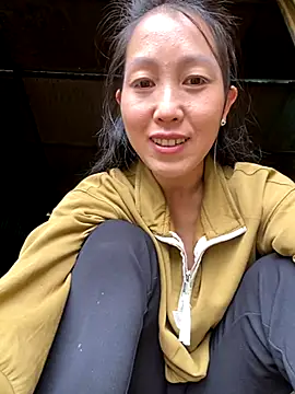 Huong-Ly online show from 21, 10, 2025