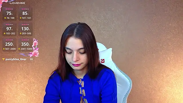 Snapshot of Leila_Hefner chatting on 26, 9, 2025 Leila Hefner online show from 26, 9, 2025