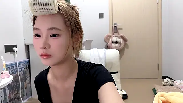 Snapshot of Ann-cookie chatting on 9, 11, 2025 Ann-cookie online show from 9, 11, 2025