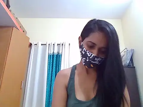 Curvyqueenz online show from 13, 10, 2025