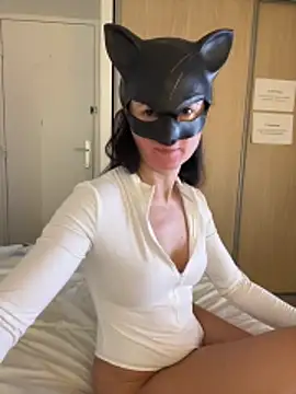 LesAmantsAE2 online show from 18, 2, 2026