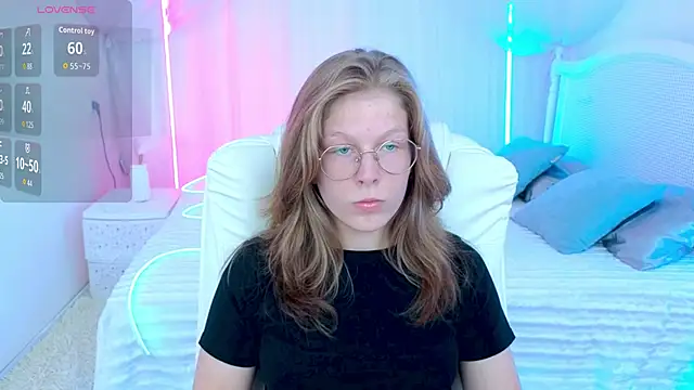 Lilly Belly online show from 12, 9, 2025