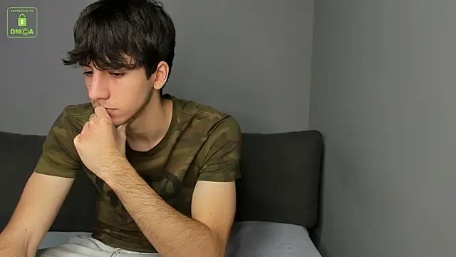 Snapshot of Quentin_Blake chatting on 3, 12, 2025 Quentin Blake online show from 3, 12, 2025