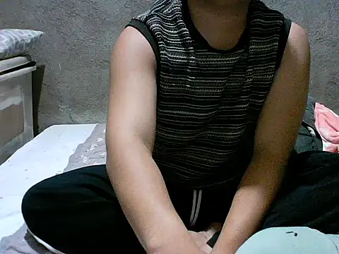 alhex gay26 online show from 25, 2, 2026