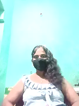 Snapshot of Naina_telugu_ chatting on 28, 9, 2025 Naina telugu online show from 28, 9, 2025