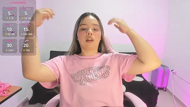 Snapshot of Alana_Banana_ chatting on 26, 11, 2025 Alana Banana online show from 26, 11, 2025