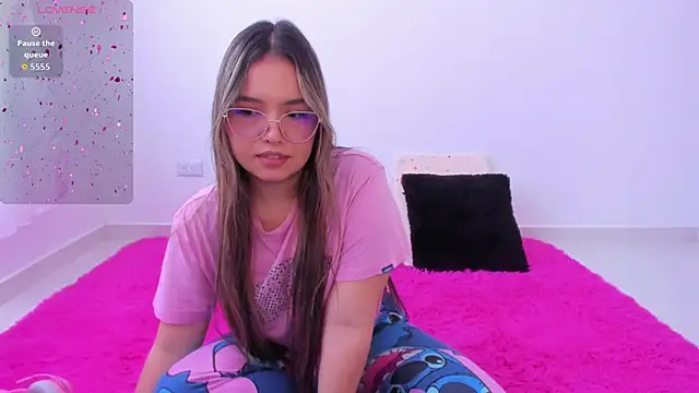 Snapshot of Alana_Banana_ chatting on 5, 11, 2025 Alana Banana online show from 5, 11, 2025