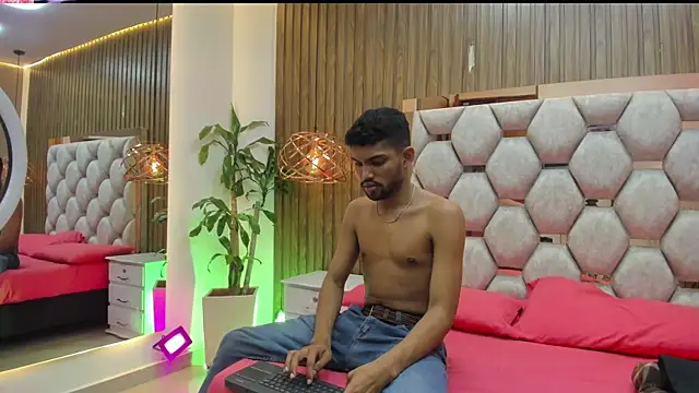 Snapshot of jeff_nick chatting on 7, 11, 2025 jeff nick online show from 7, 11, 2025