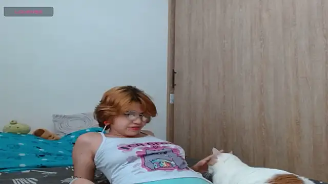 Snapshot of Katsuyaxz chatting on 12, 11, 2025 Katsuyaxz online show from 12, 11, 2025