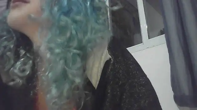 Snapshot of peetitefairy chatting on 15, 6, 2026 peetitefairy online show from 15, 6, 2026