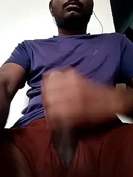 PlushOrnament93 online show from 7, 1, 2026