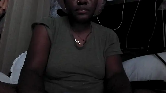 Curvy AfricanQuinn online show from 2, 6, 2026