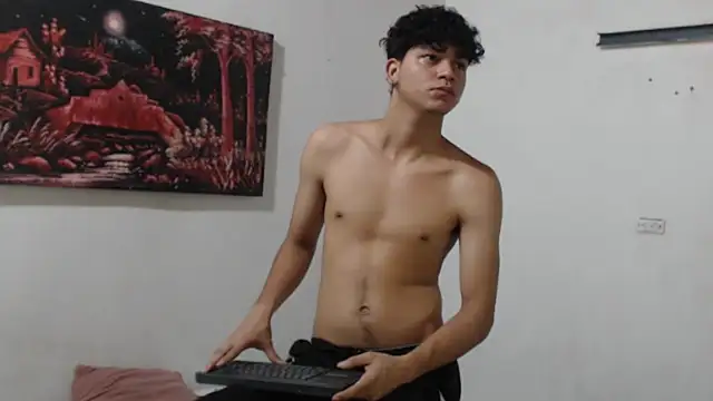 alice julls online show from 8, 10, 2025