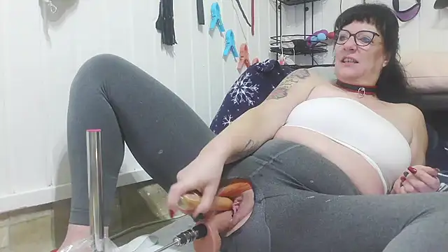 honey47 online show from 1, 11, 2025