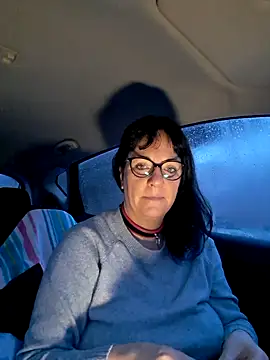 honey47 online show from 9, 1, 2026