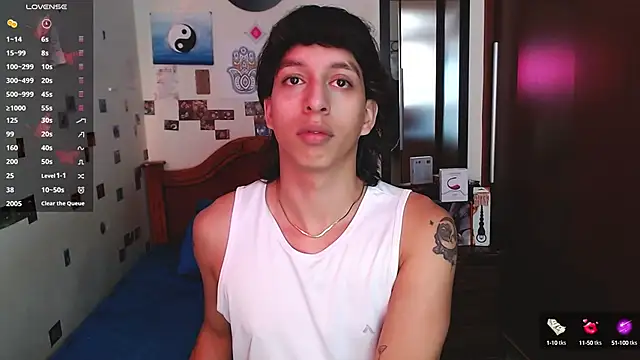 Snapshot of DannyPhantom555 chatting on 7, 10, 2025 DannyPhantom555 online show from 7, 10, 2025