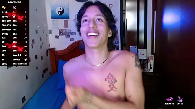 Snapshot of DannyPhantom555 chatting on 25, 11, 2025 DannyPhantom555 online show from 25, 11, 2025