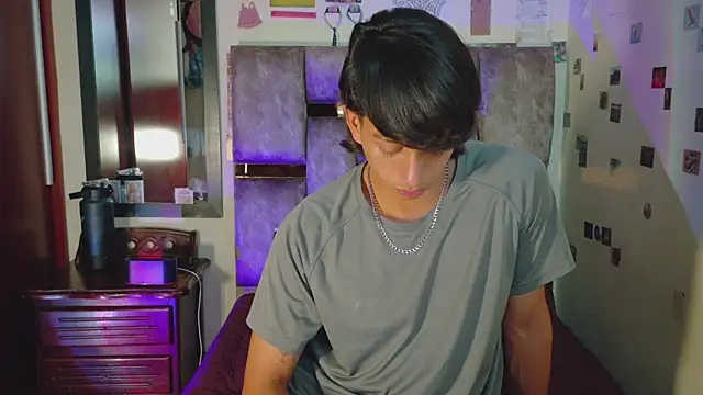 DannyPhantom555 online show from 21, 4, 2026