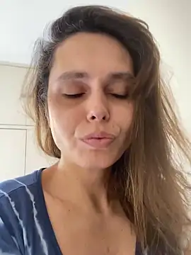 SashaMuller89 online show from 20, 12, 2025