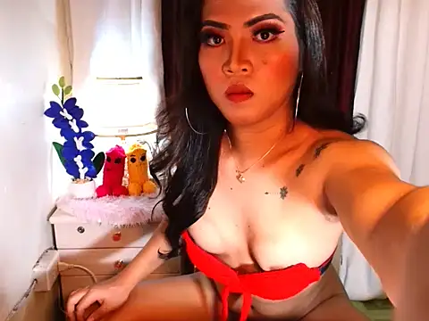 Gwensweetcum online show from 8, 5, 2026