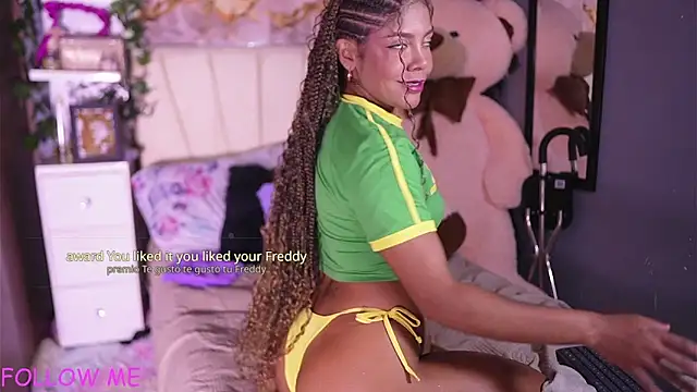 hannachris- online show from 4, 4, 2026