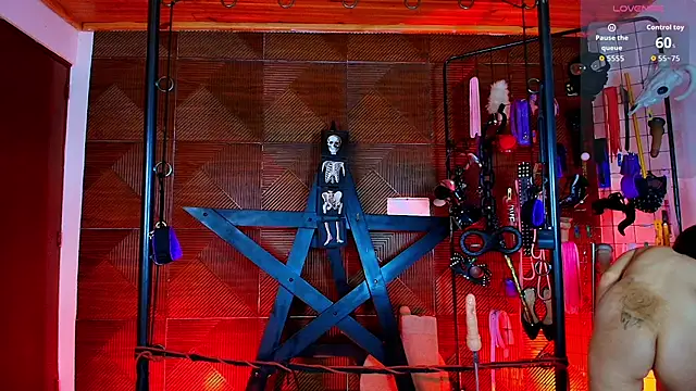 Misstresss aurora bdsm online show from 7, 4, 2026