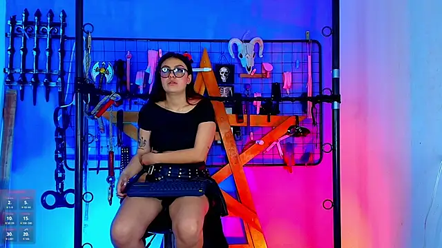 Misstresss aurora bdsm online show from 14, 11, 2025