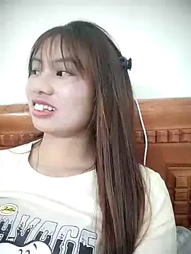 Dung-Thao19 online show from 6, 10, 2025
