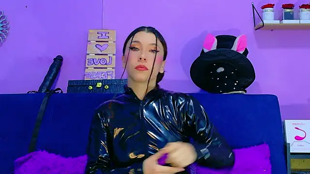 CristalRose online show from 3, 3, 2026