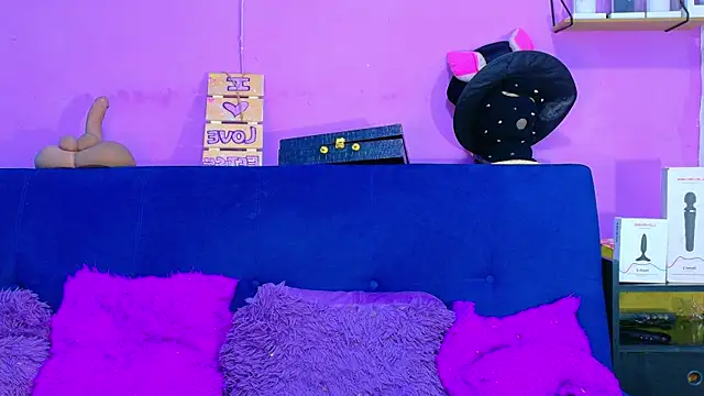 CristalRose online show from 13, 4, 2026