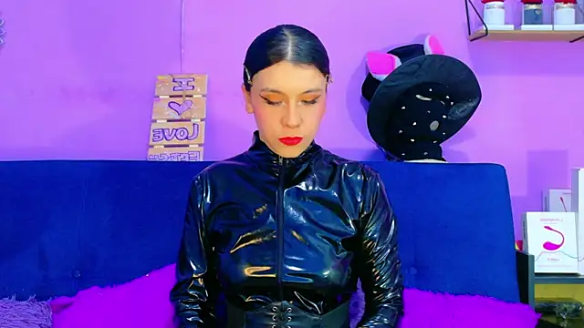 CristalRose online show from 10, 4, 2026