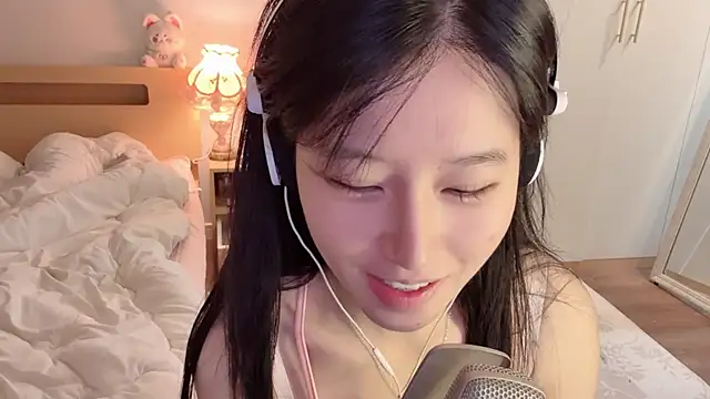 Snapshot of xixi_gougou chatting on 4, 11, 2025 xixi gougou online show from 4, 11, 2025