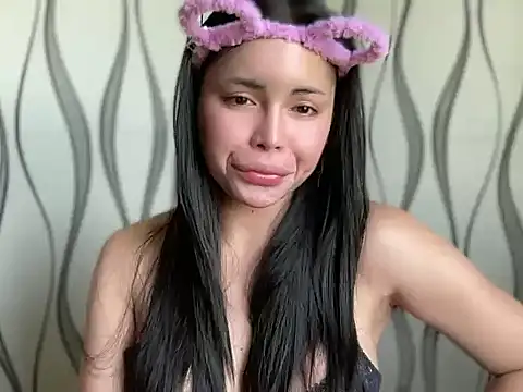 lovekatexx online show from 15, 4, 2026