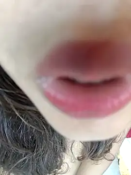 Hott Muskan online show from 1, 10, 2025