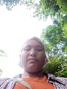 Love-Mama33 online show from 27, 9, 2025