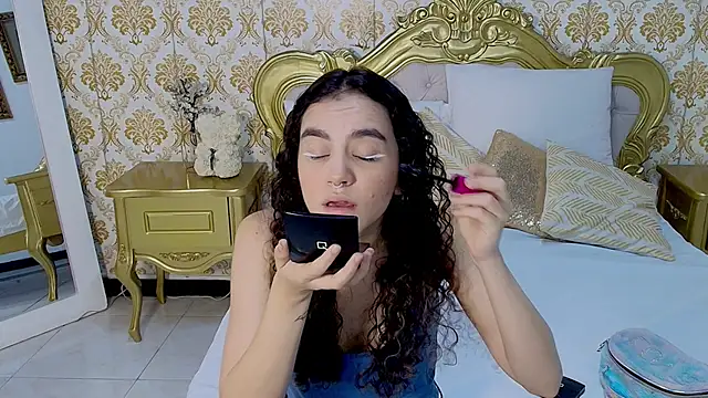 JessB  online show from 28, 10, 2025