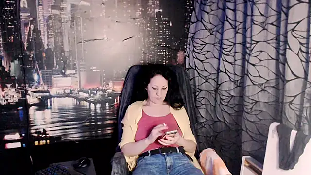 AMOURSWEET2025 online show from 4, 2, 2026