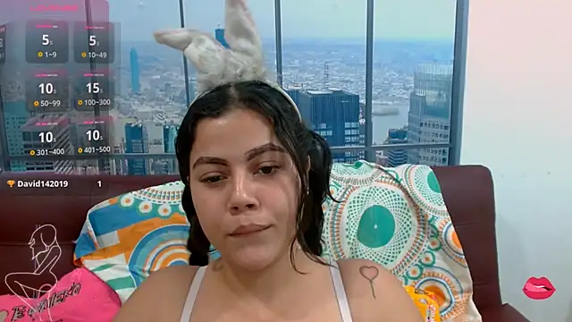 Snapshot of sara_hot_18 chatting on 14, 11, 2025 sara hot 18 online show from 14, 11, 2025