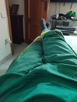 gigolobcn online show from 15, 10, 2025