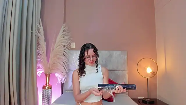 AelinDuvalier online show from 27, 10, 2025