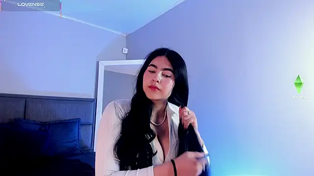 Emma  clark  online show from 2, 12, 2025