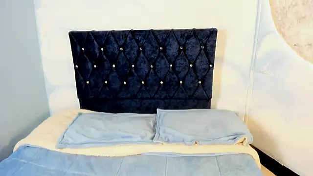 Lili milk20 online show from 20, 4, 2026