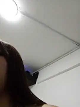 Lili milk20 online show from 10, 2, 2026