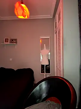 Snapshot of lacattiva chatting on 18, 10, 2025 lacattiva online show from 18, 10, 2025