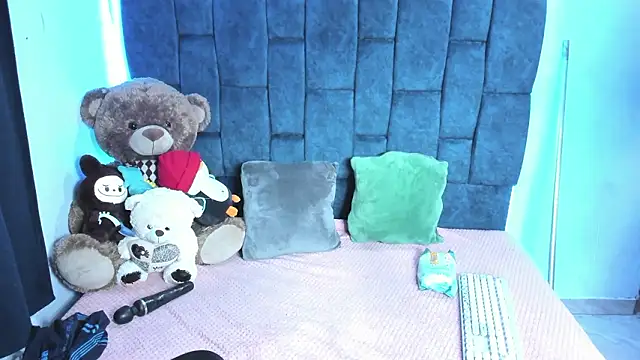 ValentinaKlean online show from 1, 2, 2026